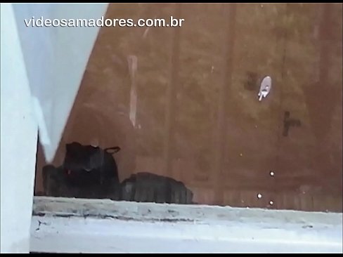 ❤️ Omu cornu chì fighjula a so fidanzata cù un altru tippu, registrendu un video di cazzo senza disturbà a coppia ❤❌ Porno à co.hotpornphotos.ru