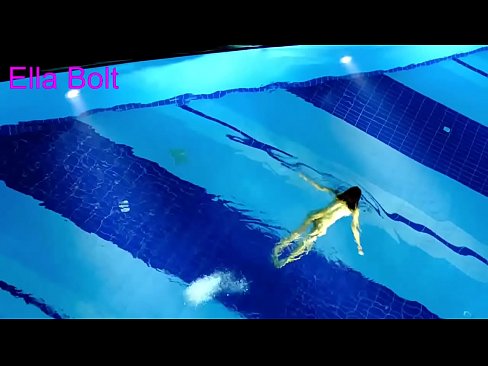 ❤️ Ùn possu micca piantà di fighjulà, ghjovana bionda catturata nuda in piscina ELLA BOLT ❤❌ Porno à co.hotpornphotos.ru